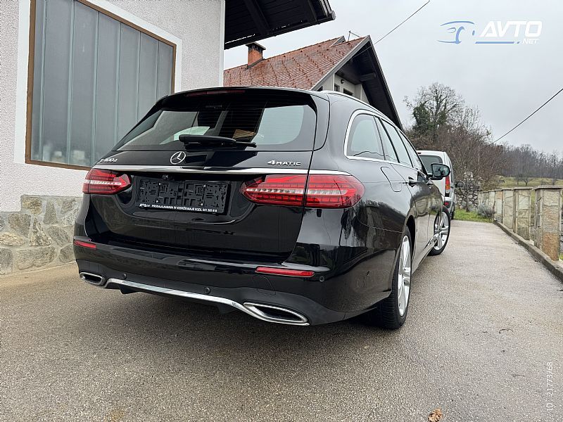 
								Mercedez-Benz E-Razred E400d 4MATIC AMG full									