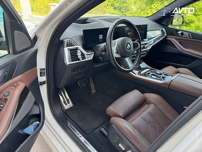 BMW Serija X5: X5 xDrive30d