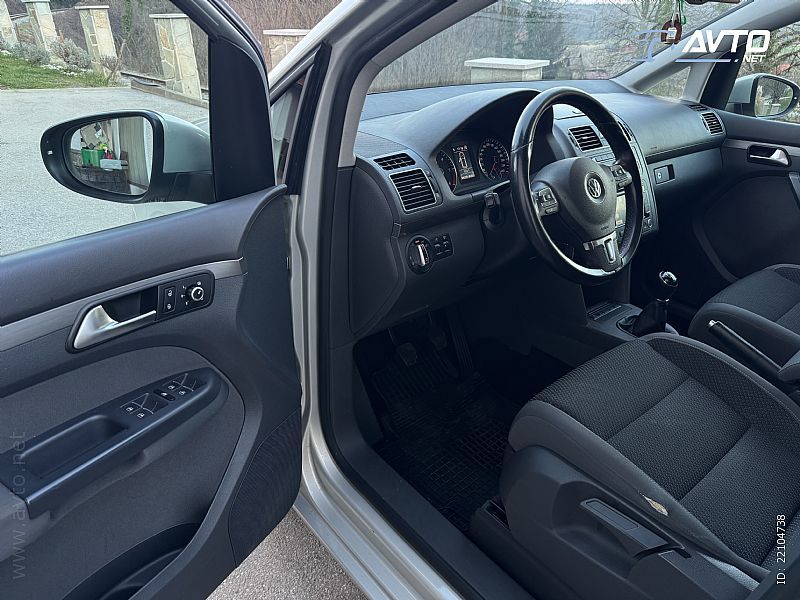 Volkswagen Touran 1.6 TDI BlueMotion Comfortline