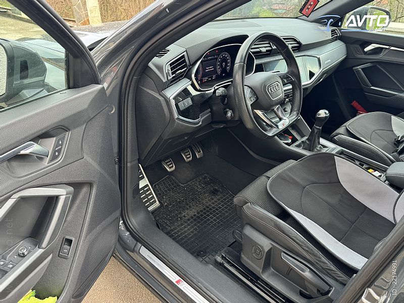 
								Audi Q3 35 TDI quattro S line KLJUKA LED PANO full									