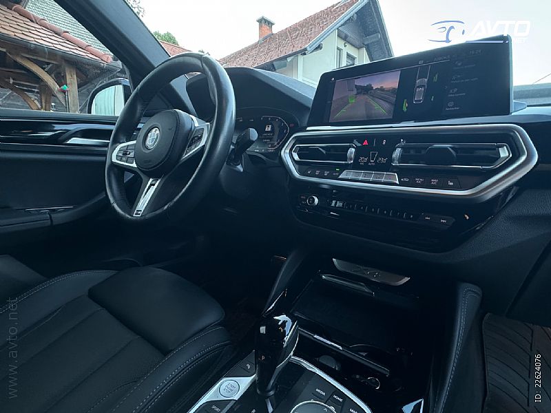 
								BMW serija X4: xDrive 30d M Paket KLJUKA full									